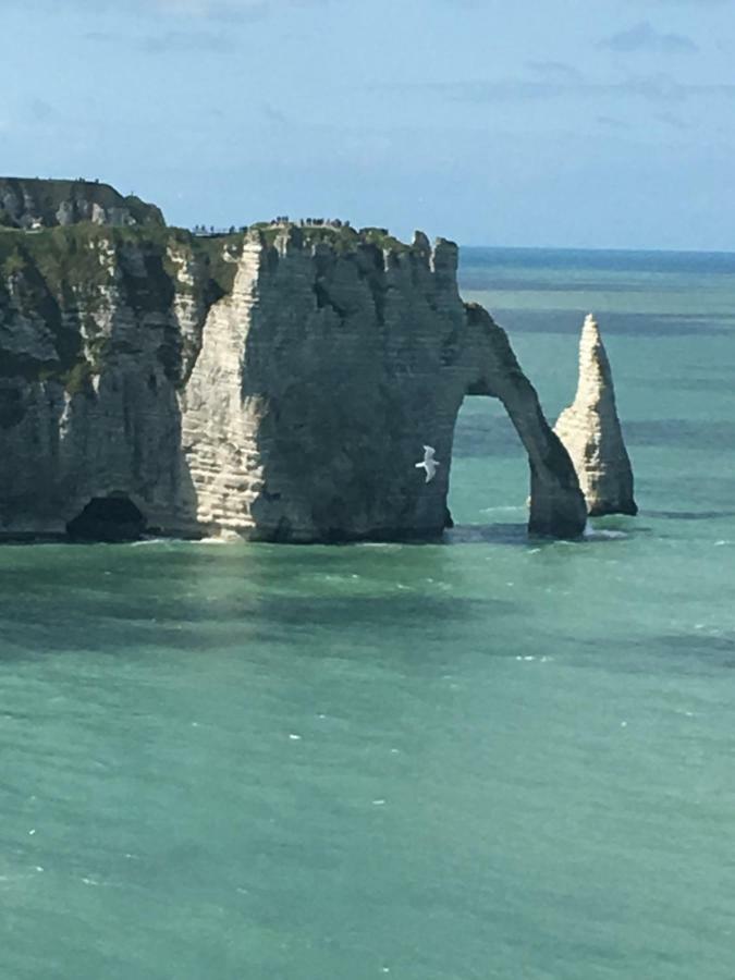 Entre Mer Et Golf Etretat Bagian luar foto